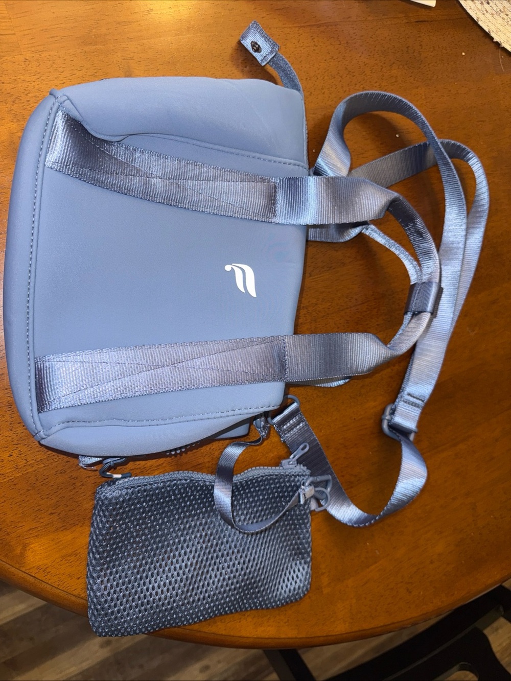 Fabletics mini every day bag, Crossbody strap detachable coin purse
